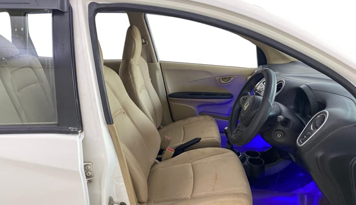 2014 Honda Mobilio 1.5L I-DTEC S, Diesel, Manual, 1,02,157 km, Right Side Front Door Cabin