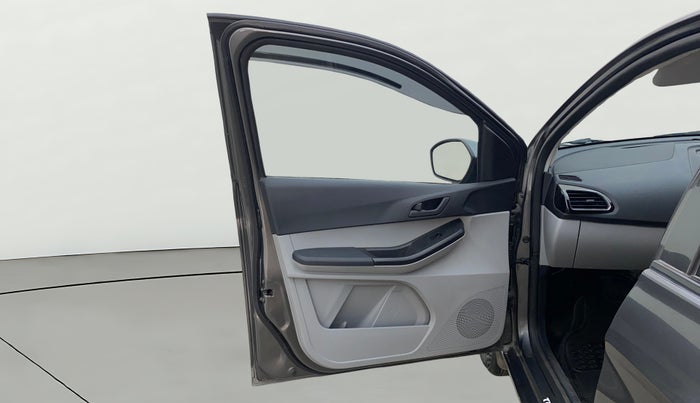 2021 Tata Tiago XTA PETROL, Petrol, Automatic, 45,230 km, LHS Front Door
