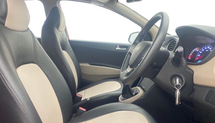 2014 Hyundai Xcent S 1.2, Petrol, Manual, 28,130 km, Right Side Front Door Cabin