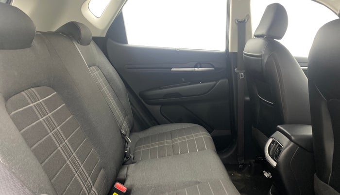 2024 KIA SONET HTK PLUS 1.0 TURBO PETROL IMT, Petrol, Manual, 1,808 km, Right Side Rear Door Cabin