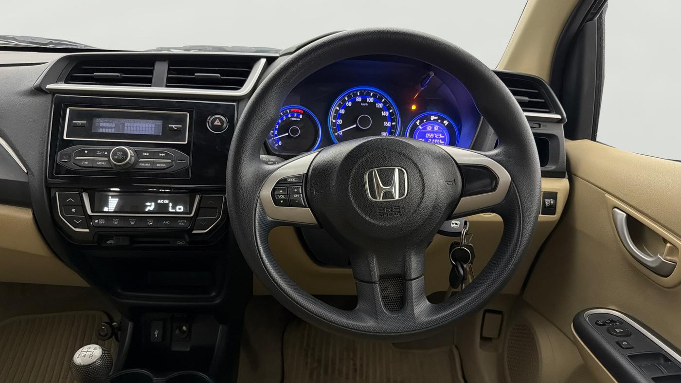 2016 Honda Amaze 1.2L I-VTEC SX, Petrol, Manual, 59,711 km, Steering Wheel Close Up