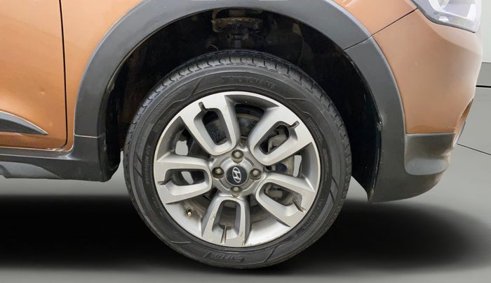 2016 Hyundai i20 Active 1.2 S, Petrol, Manual, 70,097 km, Right Front Wheel