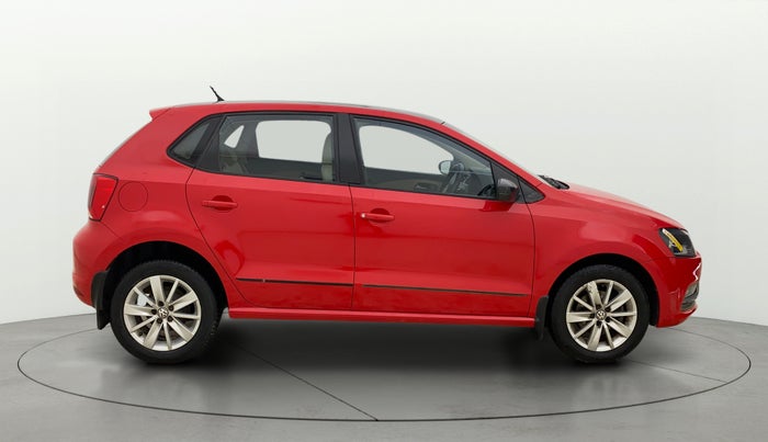 2015 Volkswagen Polo HIGHLINE1.2L, Petrol, Manual, 60,707 km, Right Side View