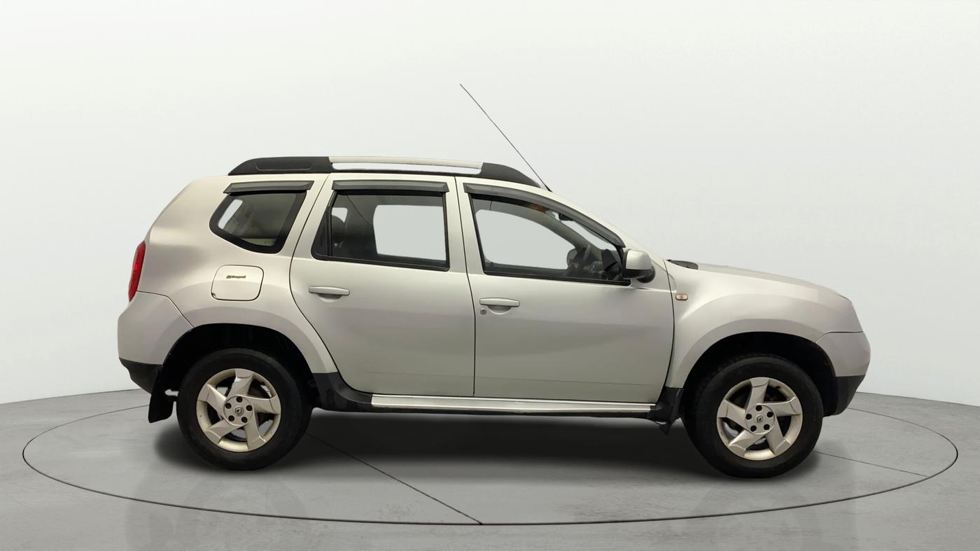 2013 Renault Duster 110 PS RXZ DIESEL, Diesel, Manual, 81,347 km, Right Side View