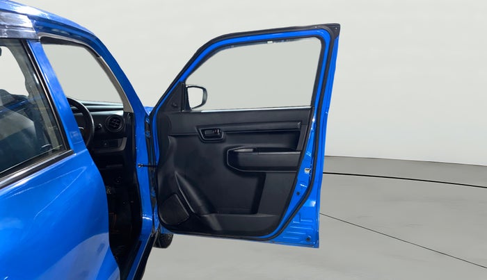 2022 Maruti S PRESSO VXI, Petrol, Manual, 28,096 km, RHS Front Door