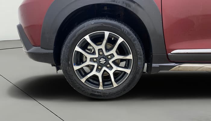 2023 Maruti XL6 ALPHA PLUS MT, Petrol, Manual, 53,639 km, Left Front Wheel