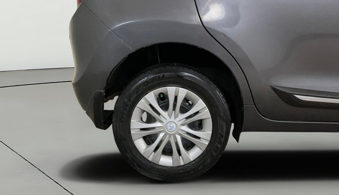 2018 Maruti Baleno DELTA PETROL 1.2, Petrol, Manual, 50,233 km, Right Rear Wheel