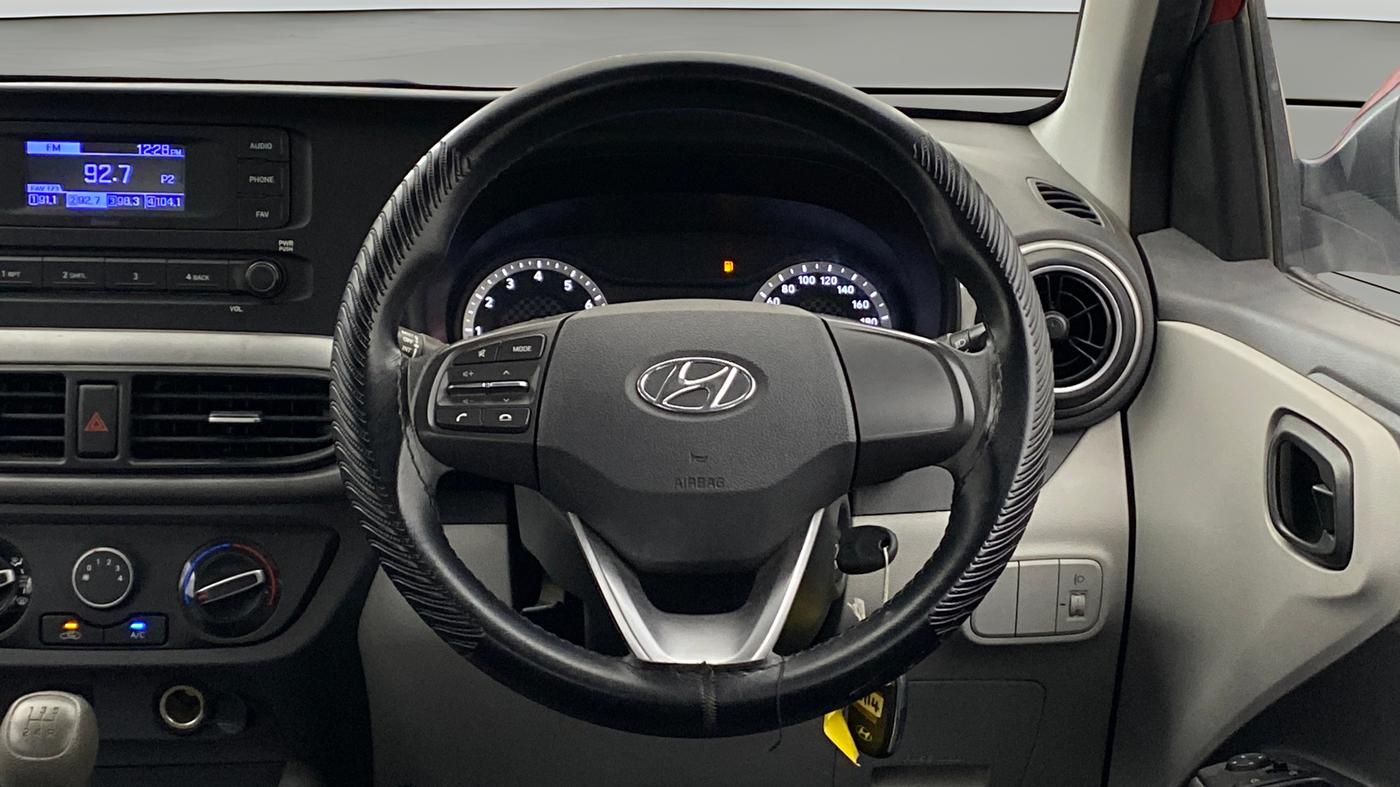 2022 Hyundai GRAND I10 NIOS MAGNA 1.2 KAPPA VTVT, Petrol, Manual, 21,985 km, Steering Wheel Close Up