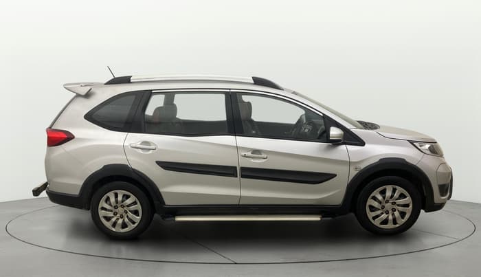 2017 Honda BR-V 1.5L I-VTEC S, Petrol, Manual, 70,850 km, Right Side View