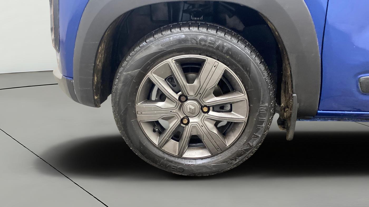 2022 Renault Kwid CLIMBER 1.0 AMT (O), Petrol, Automatic, 25,816 km, Left Front Wheel