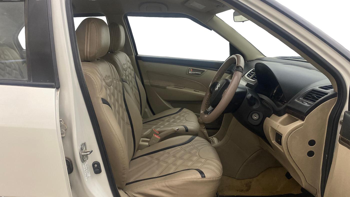 2016 Maruti Swift Dzire VXI (O), Petrol, Manual, 80,922 km, Right Side Front Door Cabin