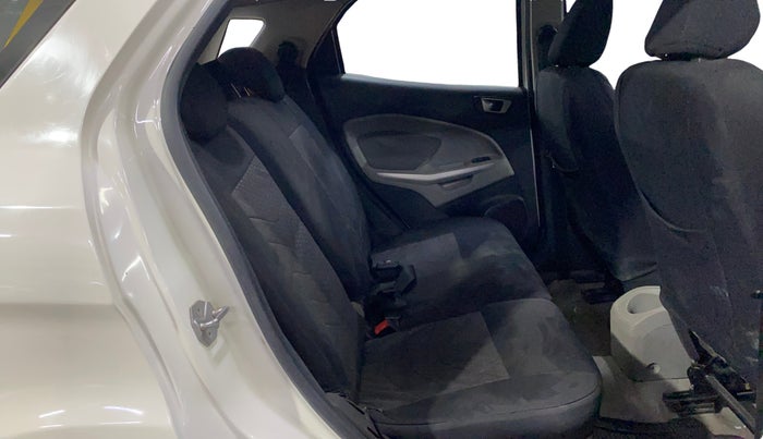 2016 Ford Ecosport TREND+ 1.5L DIESEL, Diesel, Manual, 1,34,726 km, Right Side Rear Door Cabin