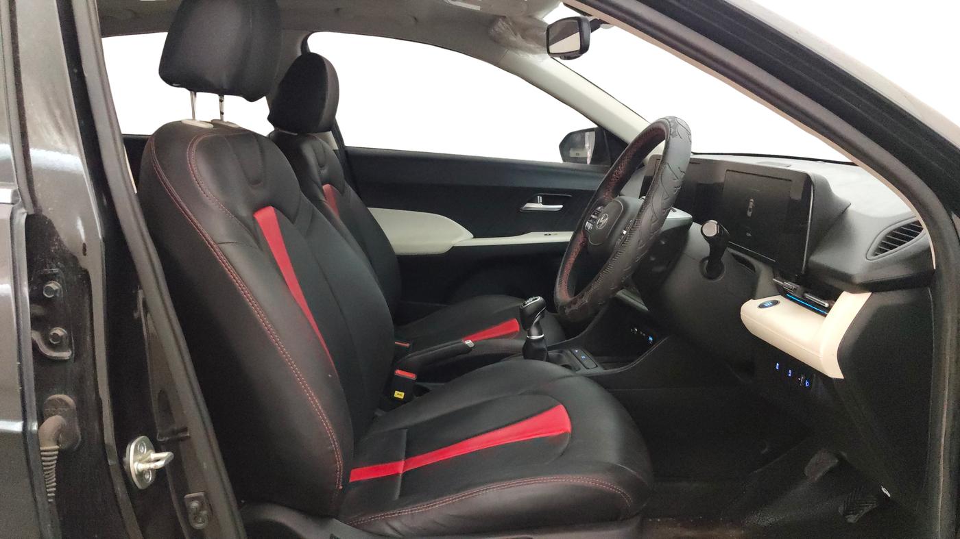 2023 Hyundai Verna SX 1.5 l MPI, Petrol, Manual, 12,634 km, Right Side Front Door Cabin