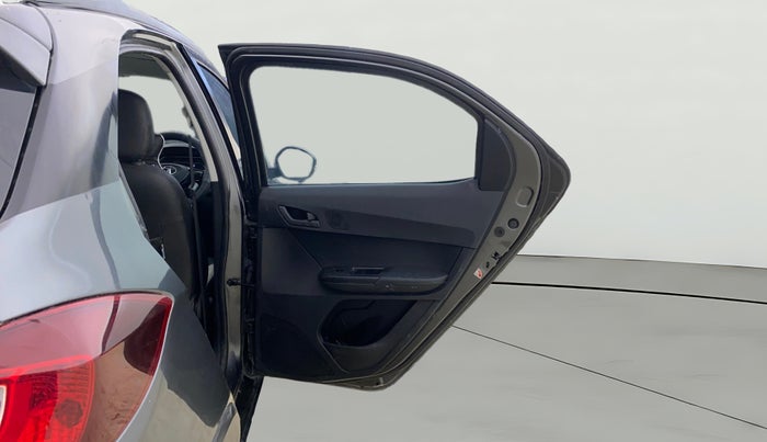 2022 Tata TIAGO NRG XZ MT, Petrol, Manual, 56,911 km, RHS Rear Door