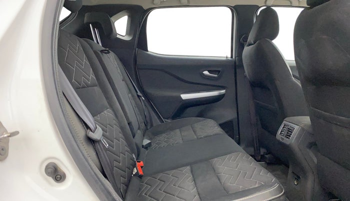 2021 Nissan MAGNITE XV TURBO CVT, Petrol, Automatic, 75,065 km, Right Side Rear Door Cabin