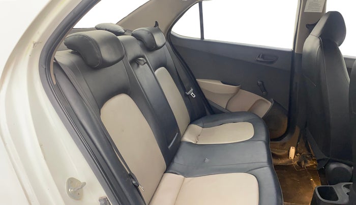 2019 Hyundai XCENT PRIME T  VTVT PLUS  CNG, CNG, Manual, 87,121 km, Right Side Rear Door Cabin