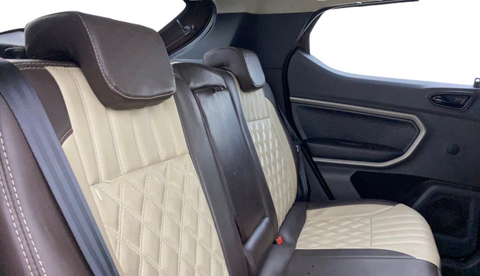 2022 Renault Kiger RXZ MT, Petrol, Manual, 35,730 km, Right Side Rear Door Cabin