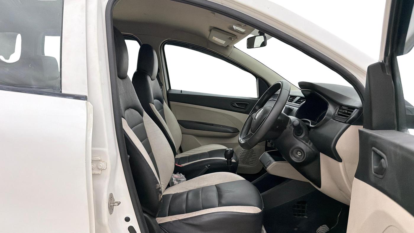 2020 Renault TRIBER RXE MT, Petrol, Manual, 39,097 km, Right Side Front Door Cabin