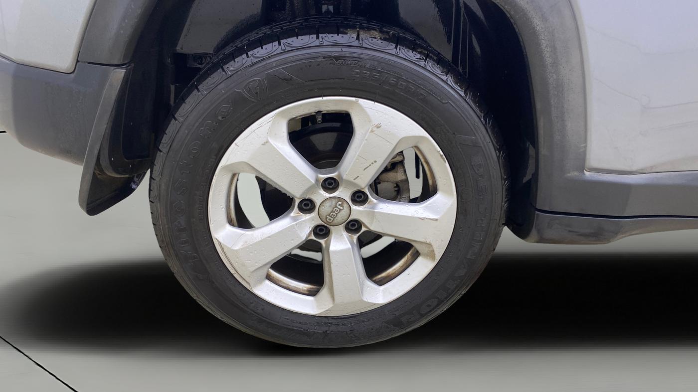 2020 Jeep Compass LONGITUDE 2.0 DIESEL 4X4 AT, Diesel, Automatic, 69,109 km, Right Rear Wheel