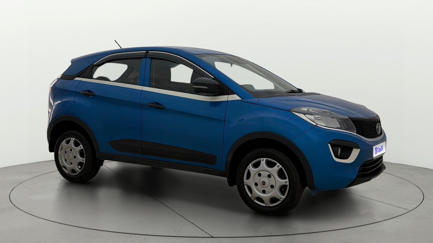 2018 Tata NEXON XM PETROL, Petrol, Manual, 43,767 km, Right Front Diagonal