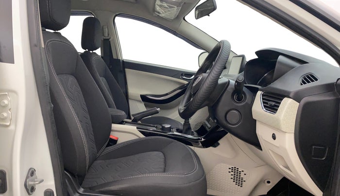 2022 Tata NEXON XZ PLUS PETROL, Petrol, Manual, 25,505 km, Right Side Front Door Cabin