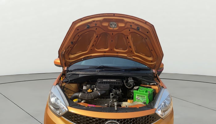 2018 Tata Tiago XT PETROL, Petrol, Manual, 66,413 km, Open Bonet