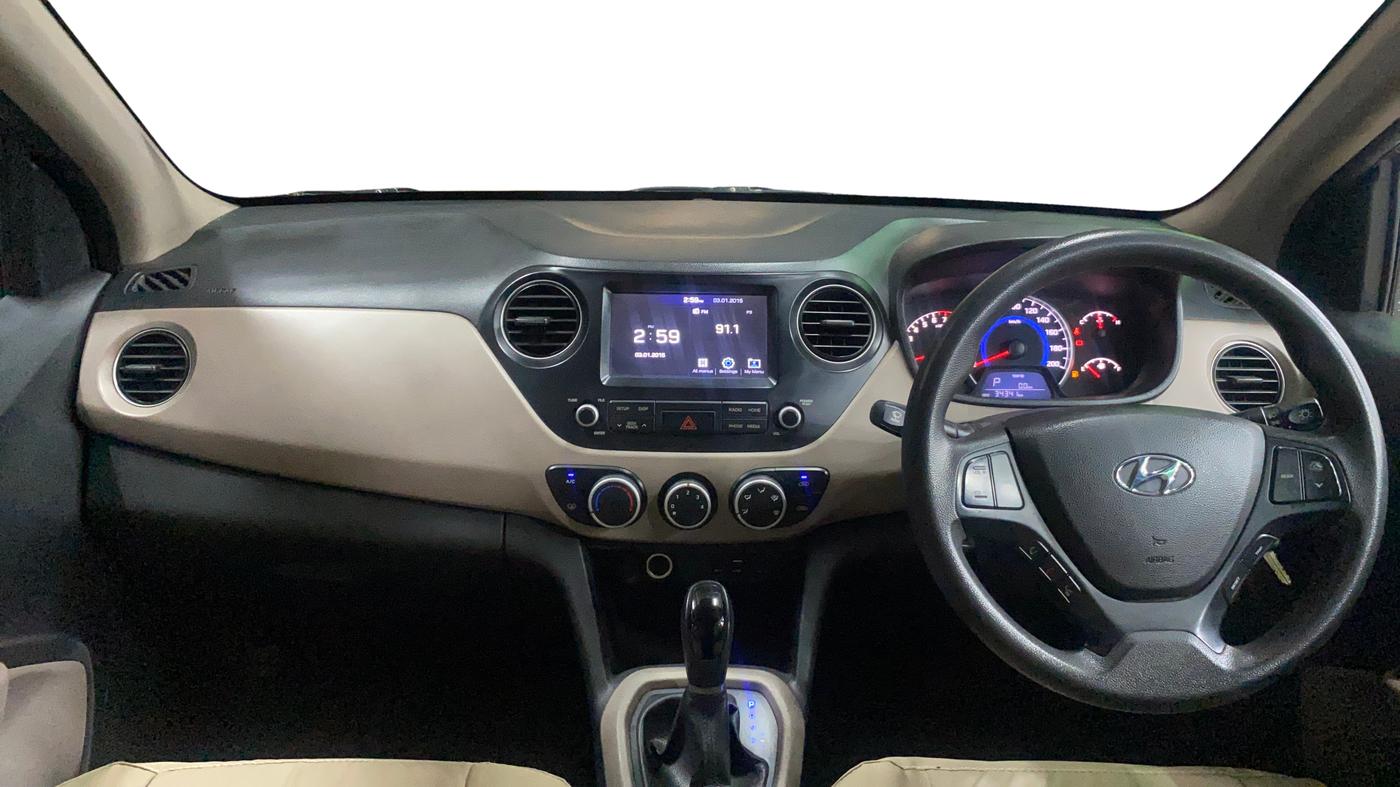 2018 Hyundai Grand i10 SPORTZ AT 1.2 KAPPA VTVT, Petrol, Automatic, 34,335 km, Dashboard