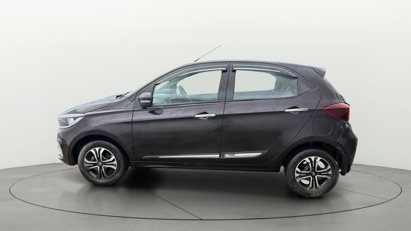 2023 Tata Tiago XTA PETROL, Petrol, Automatic, 19,334 km, Left Side