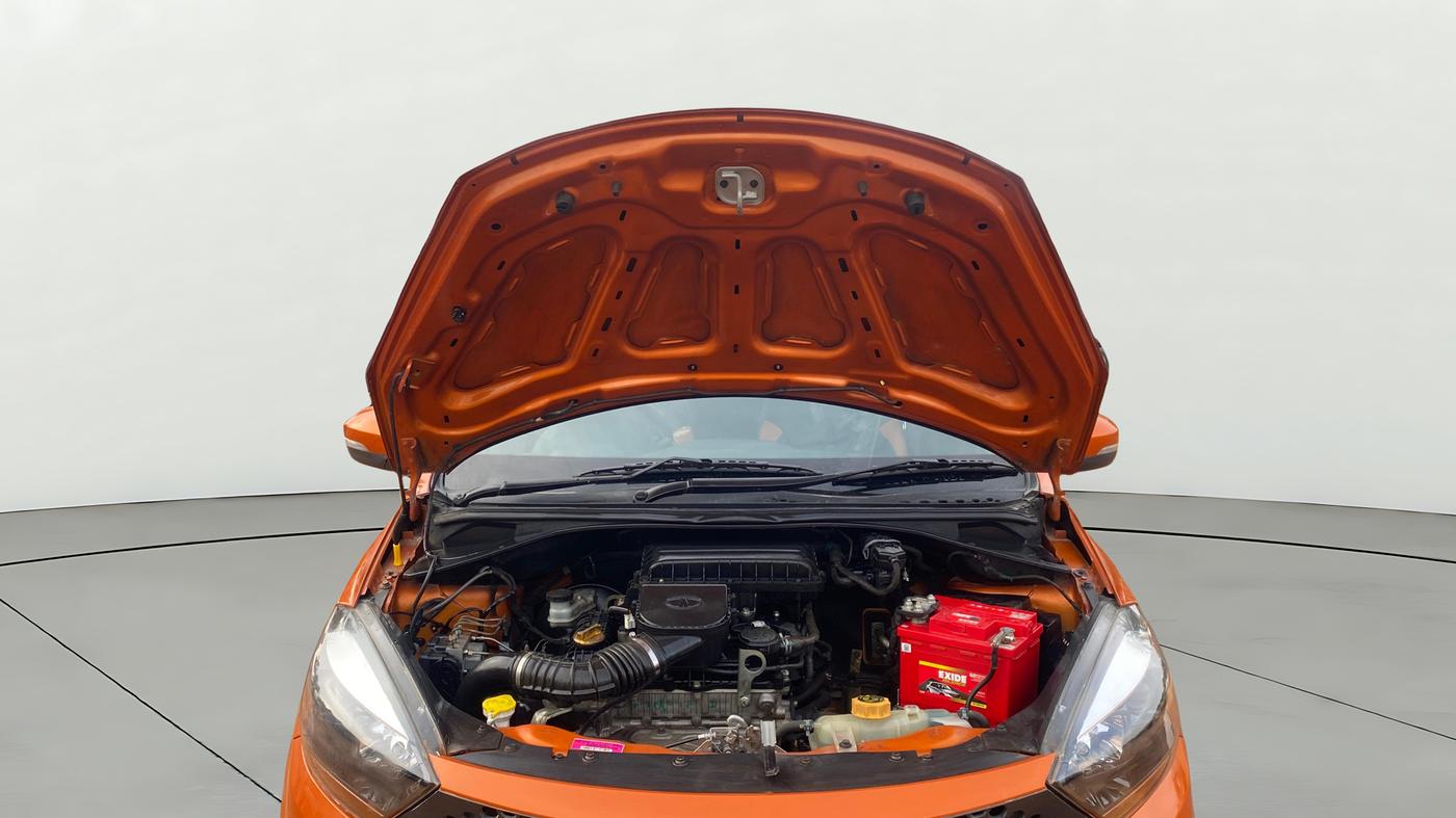 2018 Tata Tiago XZ PLUS PETROL, Petrol, Manual, 33,274 km, Open Bonet