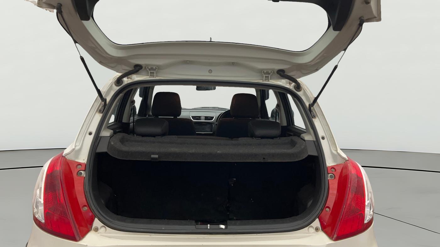 2016 Maruti Swift VXI, Petrol, Manual, 81,294 km, Boot Open Zoomed View
