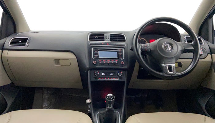2014 Volkswagen Polo HIGHLINE1.2L, Petrol, Manual, 73,791 km, Dashboard