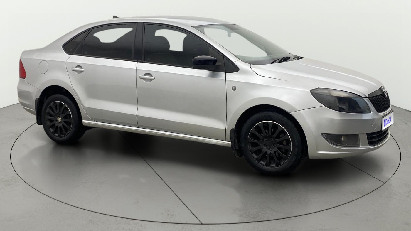 2015 Skoda Rapid 1.5 TDI CR ELEGANCE AT, Diesel, Automatic, 53,592 km, Right Front Diagonal