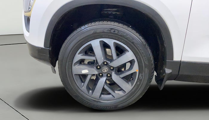 2022 Tata Safari XZ PLUS GOLD, Diesel, Manual, 47,279 km, Left Front Wheel