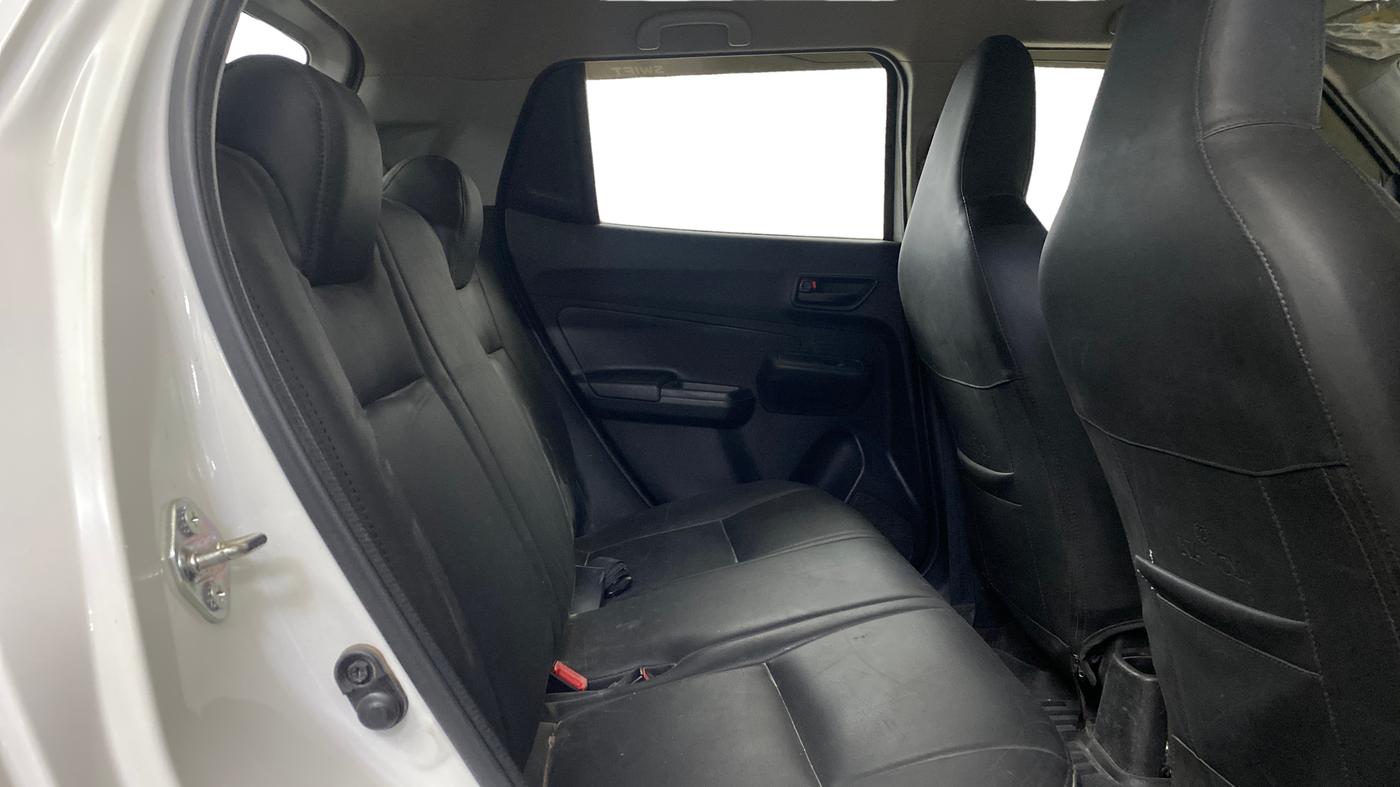 2020 Maruti Swift LXI, Petrol, Manual, 27,230 km, Right Side Rear Door Cabin