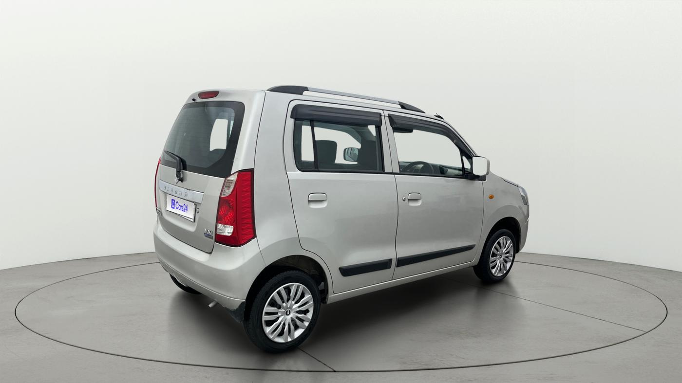 2017 Maruti Wagon R 1.0 VXI AMT, Petrol, Automatic, 26,796 km, Right Back Diagonal