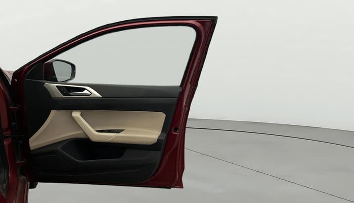 2022 Volkswagen VIRTUS HIGHLINE TSI 1.0 AT, Petrol, Automatic, 66,880 km, RHS Front Door