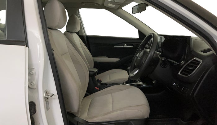 2022 KIA SELTOS HTK PLUS 1.5 IMT, Petrol, Manual, 88,718 km, Right Side Front Door Cabin