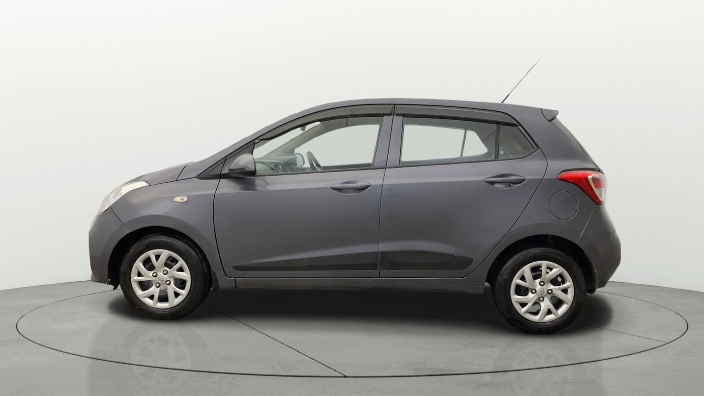 2017 Hyundai Grand i10 MAGNA AT 1.2 KAPPA VTVT, Petrol, Automatic, 67,036 km, Left Side