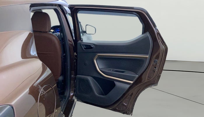 2023 Renault Kiger RXT (O) AMT, Petrol, Automatic, 9,316 km, RHS Rear Door