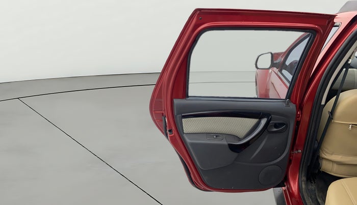 2015 Renault Duster 85 PS RXL DIESEL, Diesel, Manual, 64,490 km, LHS Rear Door