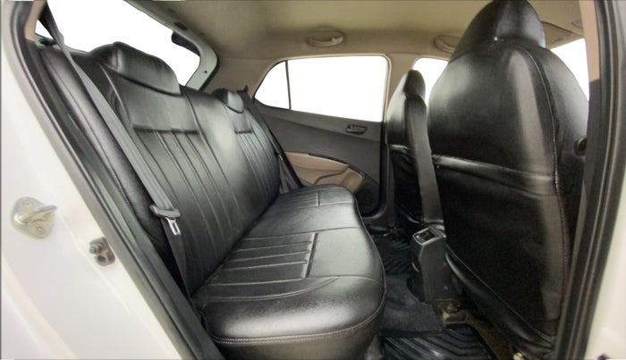 2019 Hyundai Grand i10 MAGNA 1.2 KAPPA VTVT, Petrol, Manual, 86,450 km, Right Side Rear Door Cabin