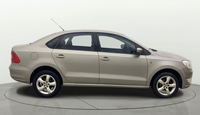 2012 Skoda Rapid ELEGANCE 1.6 TDI CR MT, Diesel, Manual, 99,273 km, Right Side View