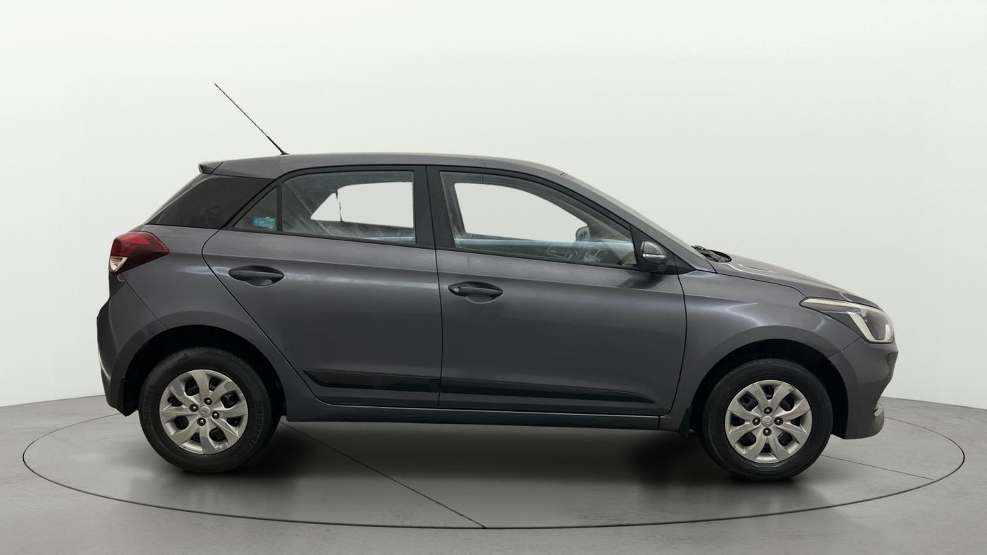 2017 Hyundai Elite i20 SPORTZ 1.2, Petrol, Manual, 95,942 km, Right Side View