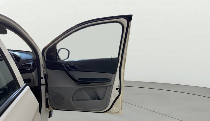 2020 Tata Tiago XT PETROL, Petrol, Manual, 64,487 km, RHS Front Door