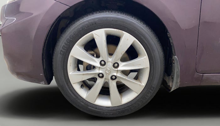 2012 Hyundai Verna FLUIDIC 1.6 VTVT SX, Petrol, Manual, 1,00,626 km, Left Front Wheel