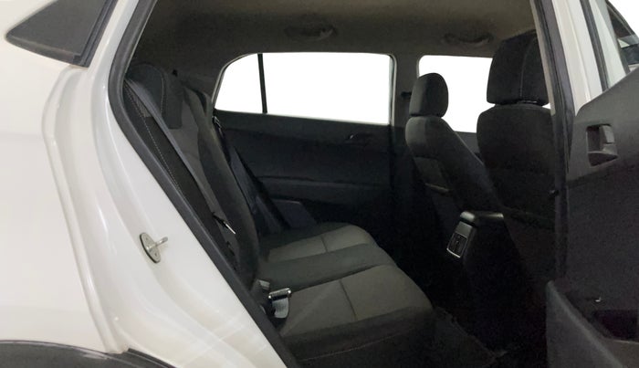 2017 Hyundai Creta E PLUS 1.6 PETROL, Petrol, Manual, 30,258 km, Right Side Rear Door Cabin