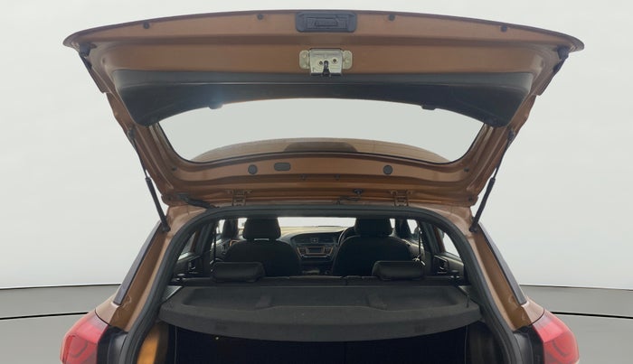 2015 Hyundai i20 Active 1.4 SX, Diesel, Manual, 70,946 km, Boot Door Open