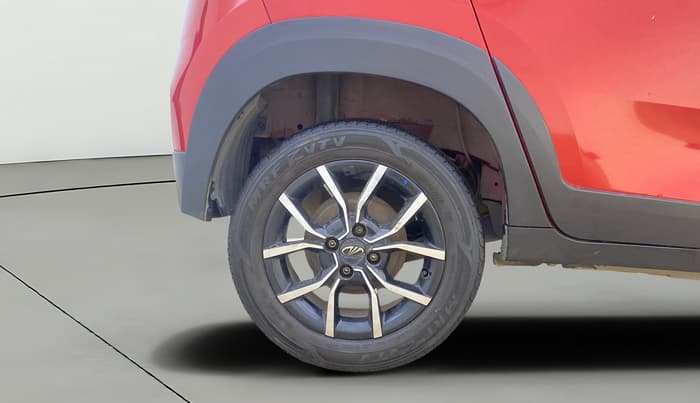 2017 Mahindra KUV 100 NXT K8 P 6 STR, Petrol, Manual, 19,051 km, Right Rear Wheel