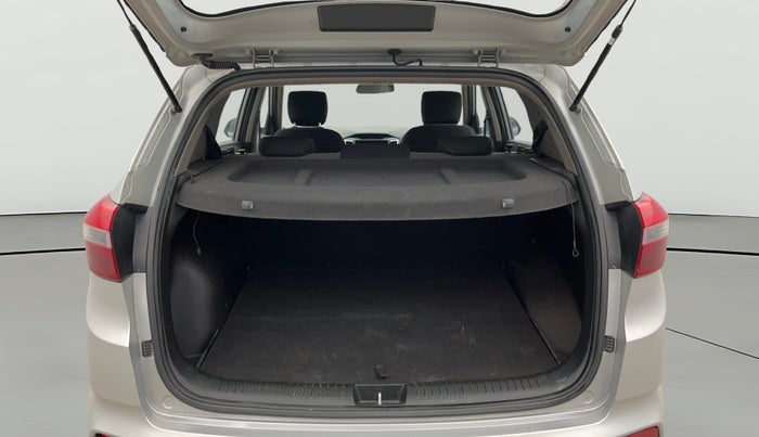 2016 Hyundai Creta SX PLUS 1.6 PETROL, Petrol, Manual, 94,638 km, Boot Open Zoomed View