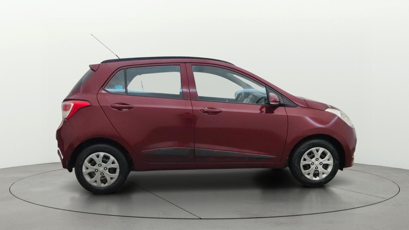 2015 Hyundai Grand i10 SPORTZ 1.2 KAPPA VTVT, Petrol, Manual, 88,903 km, Right Side View